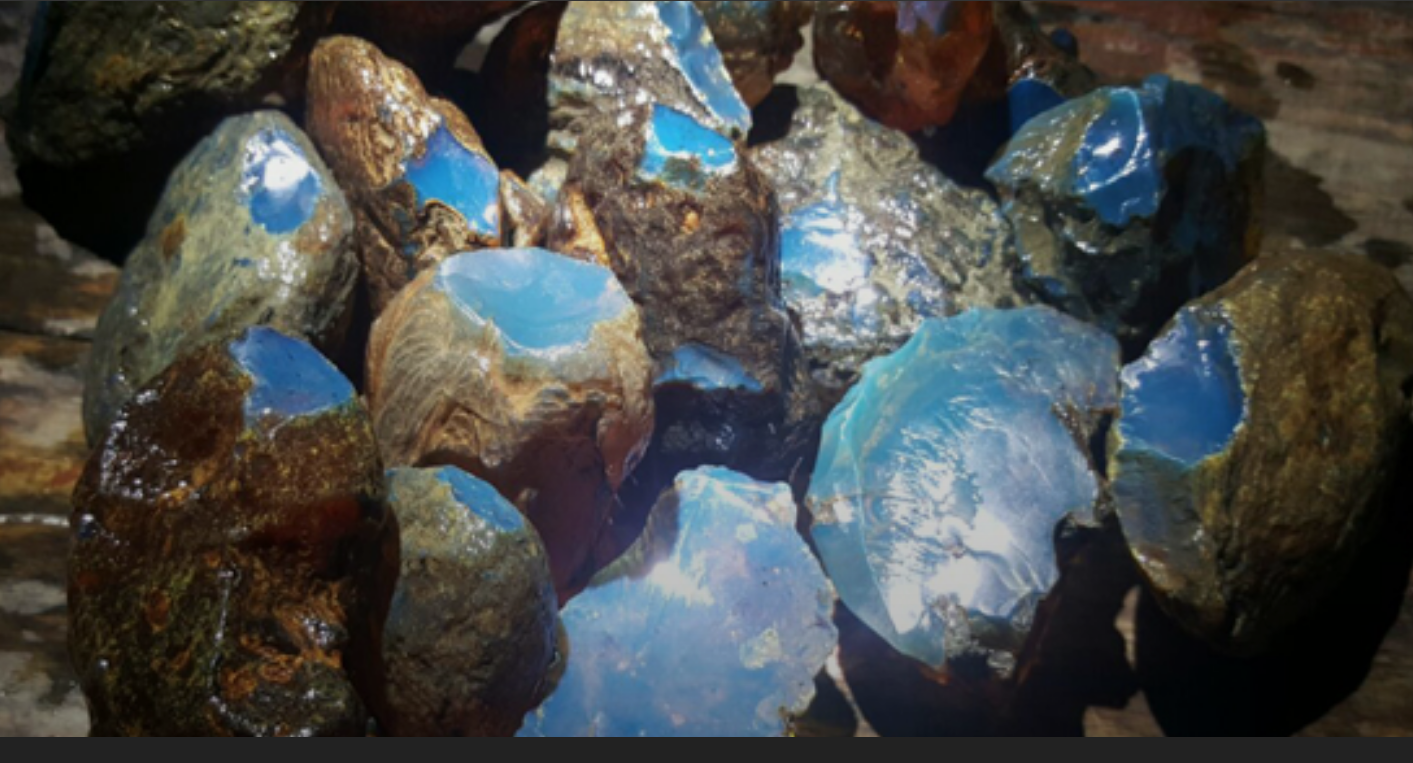 Is Dominican Blue Amber BLUE?